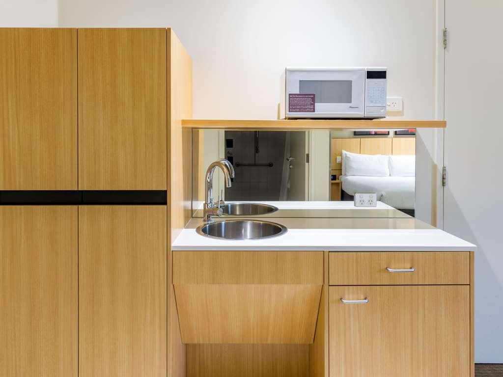 Mercure Sydney Macquarie Park Exterior photo